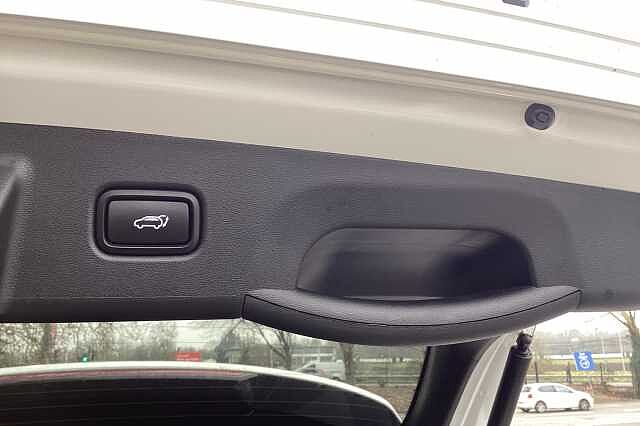 Hyundai TUCSON 1.6T Hybrid N Line S 5dr 4WD Auto White