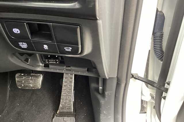 Hyundai TUCSON 1.6T Hybrid N Line S 5dr 4WD Auto White