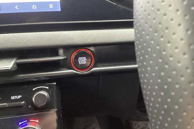 Hyundai TUCSON 1.6T Hybrid N Line S 5dr 4WD Auto White