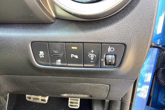 Hyundai KONA 150kW Premium 64kWh 5dr Auto
