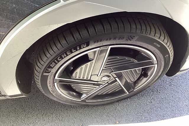 Hyundai IONIQ 5 239kW Ultimate 84 kWh 5dr AWD Auto