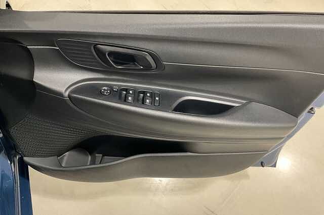 Hyundai i20 1.0T GDi 90 Element 5dr DCT