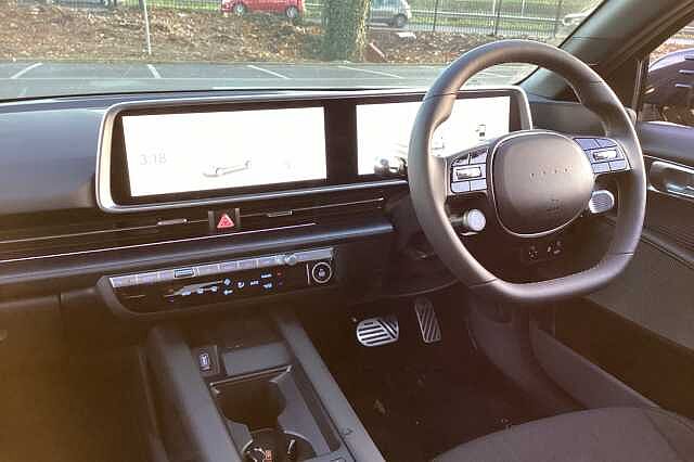 Hyundai IONIQ 6 E (325ps) Premium 77kWh (Dual Motor) AWD