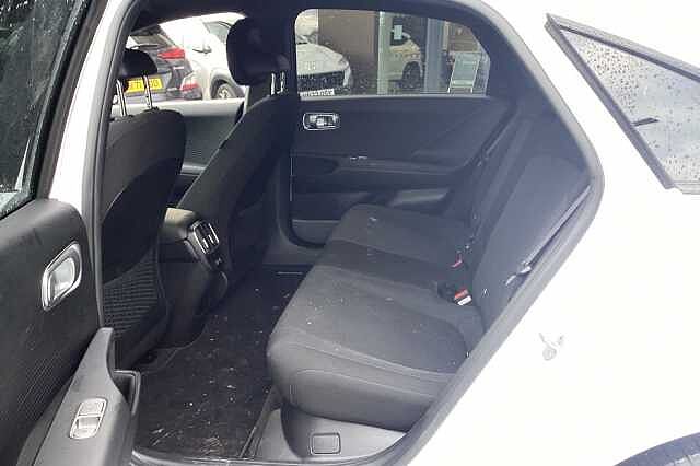 Hyundai IONIQ 6 E (228ps) Premium 77kWh (Single Motor) RWD