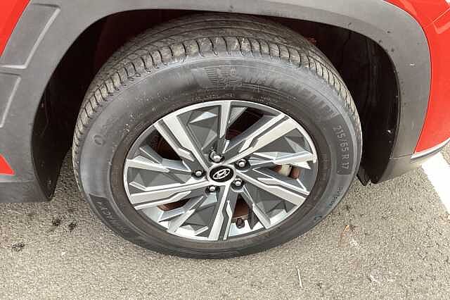 Hyundai TUCSON 1.6 TGDi Hybrid 230 SE Connect 5dr 2WD Auto Red