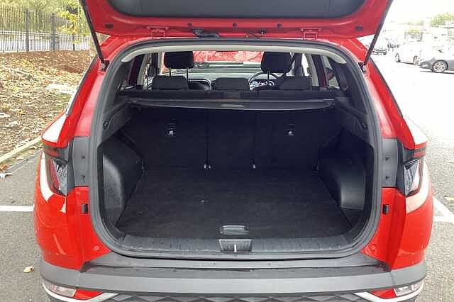 Hyundai TUCSON 1.6 TGDi Hybrid 230 SE Connect 5dr 2WD Auto Red
