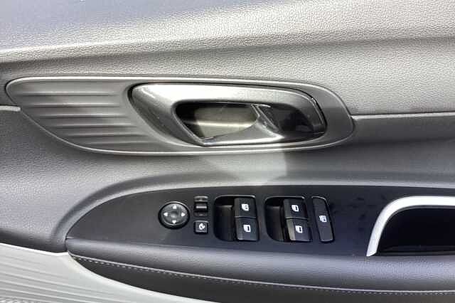 Hyundai BAYON 1.0 TGDi Ultimate 5dr DCT Green