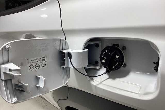 Hyundai KONA 1.0 TGDi 48V MHEV Ultimate 5dr White