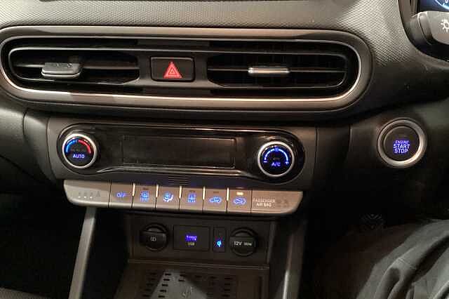 Hyundai KONA 1.0 TGDi 48V MHEV Ultimate 5dr White