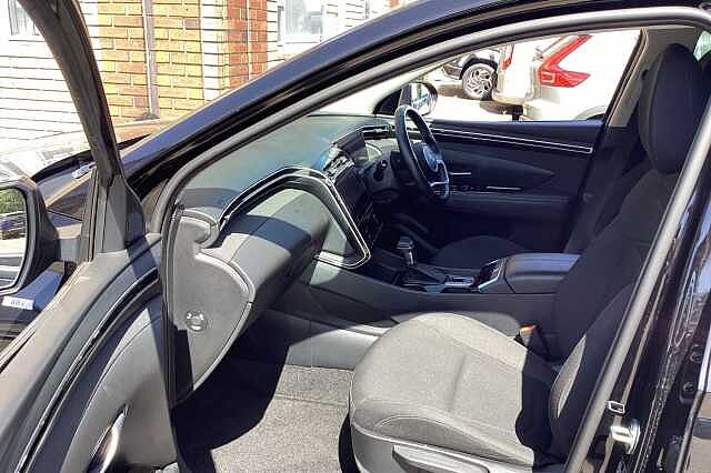 Hyundai TUCSON 1.6 TGDi 48V MHD SE Connect 5dr 2WD DCT