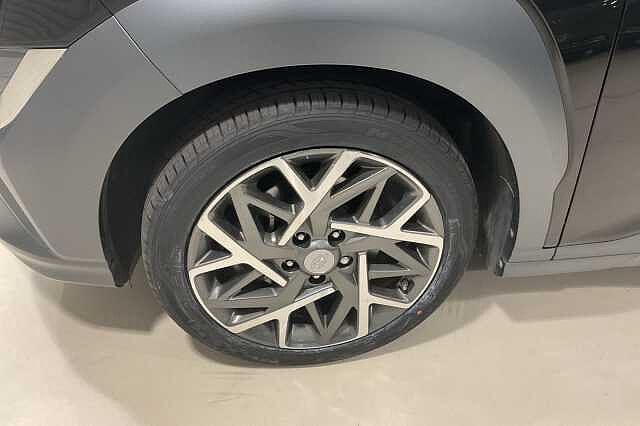 Hyundai KONA 1.6 GDi Hybrid Premium 5dr DCT Black