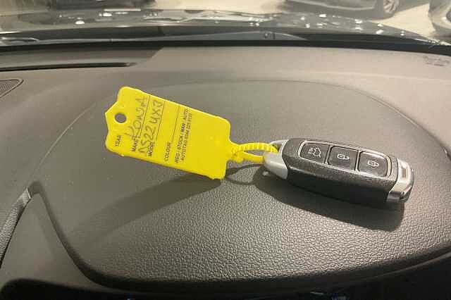 Hyundai KONA 1.6 GDi Hybrid Premium 5dr DCT Black