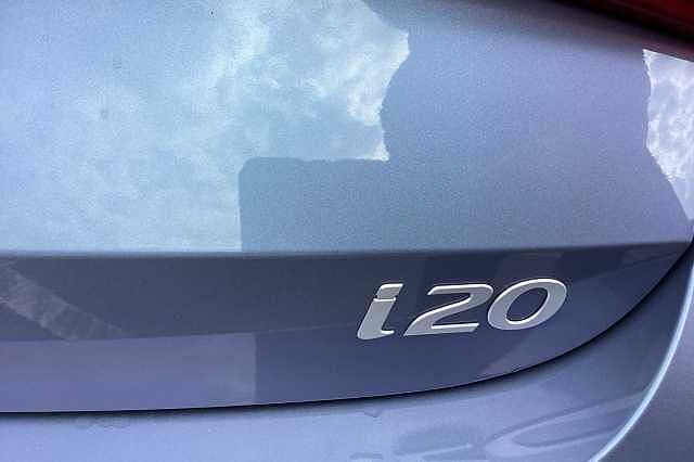 Hyundai i20 1.0T GDi Premium 5dr DCT Hatchback