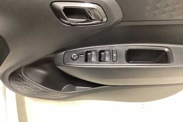 Hyundai i10 1.2 Advance 5dr Auto