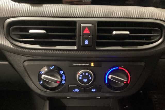 Hyundai i10 1.2 Advance 5dr Auto