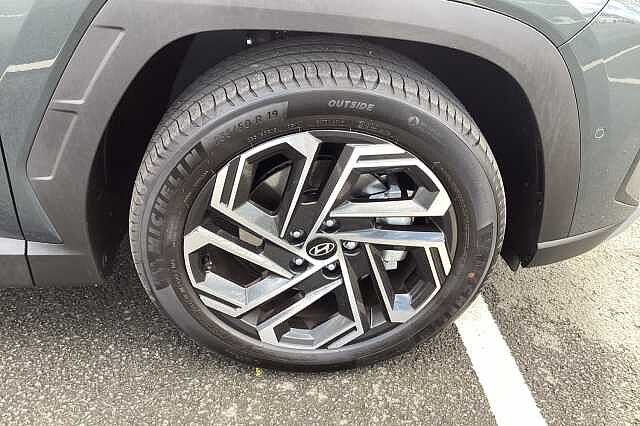 Hyundai TUCSON 1.6T 180 Ultimate 5dr 4WD DCT Green