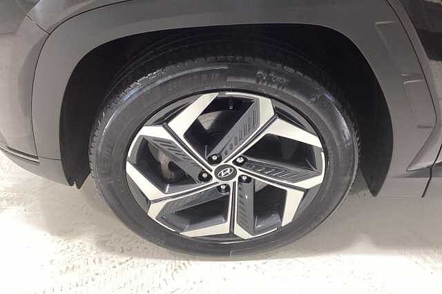 Hyundai TUCSON 1.6 TGDi Hybrid 230 Ultimate 5dr 2WD Auto Black