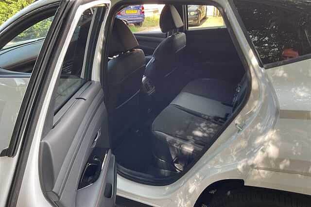 Hyundai TUCSON 1.6T 239 Hybrid N Line Edition 5dr Auto White
