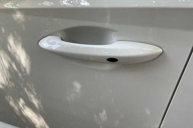 Hyundai TUCSON 1.6T 239 Hybrid N Line Edition 5dr Auto White