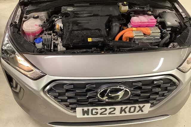 Hyundai IONIQ 1.6 GDi Hybrid Premium SE 5dr DCT