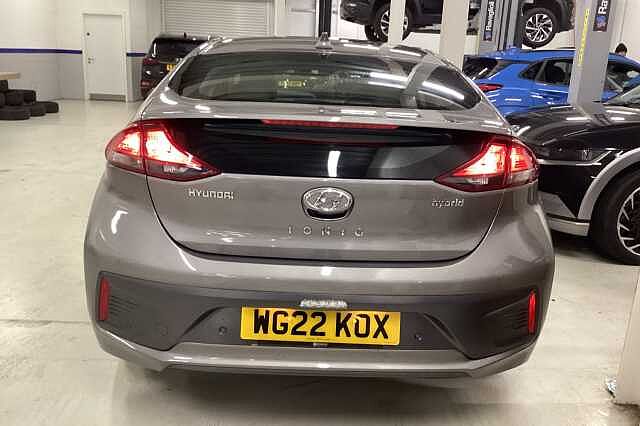 Hyundai IONIQ 1.6 GDi Hybrid Premium SE 5dr DCT