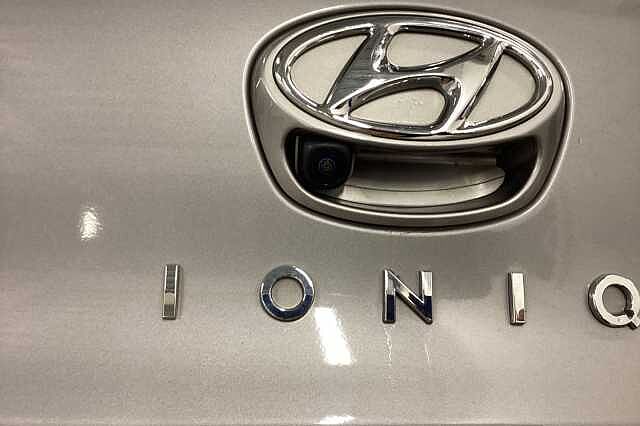 Hyundai IONIQ 1.6 GDi Hybrid Premium SE 5dr DCT