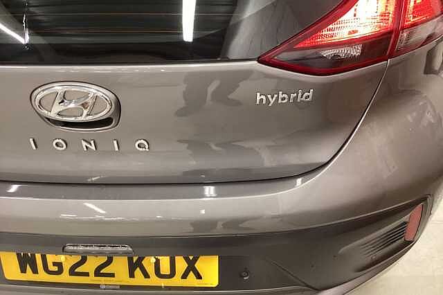 Hyundai IONIQ 1.6 GDi Hybrid Premium SE 5dr DCT