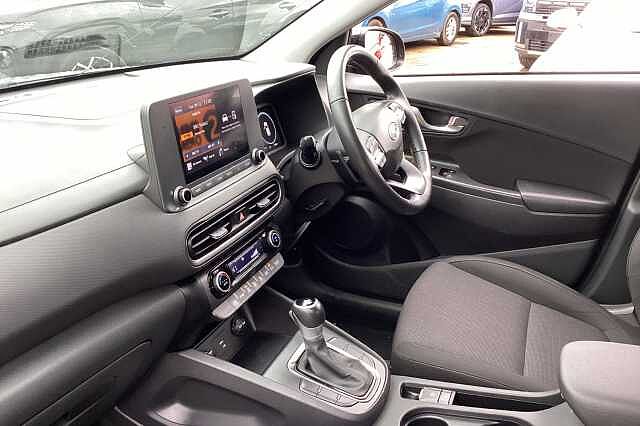 Hyundai KONA 1.6 GDi Hybrid SE Connect 5dr DCT Black