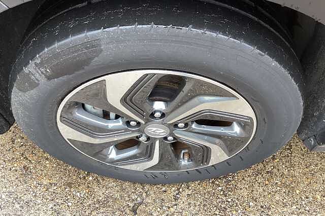 Hyundai KONA 1.6 GDi Hybrid SE Connect 5dr DCT Black