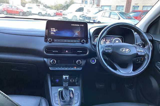 Hyundai KONA 1.6 GDi Hybrid Ultimate 5dr DCT Black