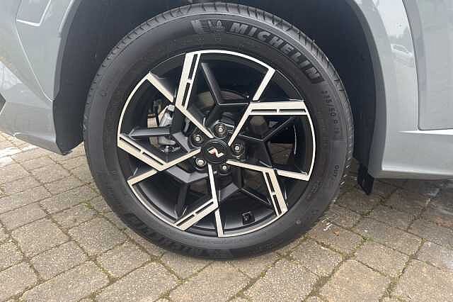 Hyundai TUCSON 1.6T Plug-in Hybrid N Line 5dr 4WD Auto Grey