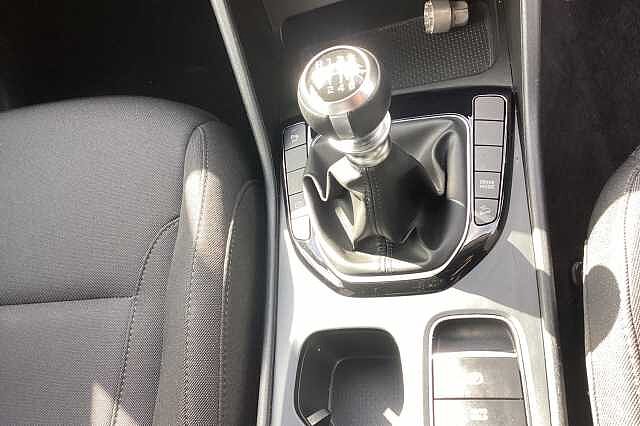 Hyundai TUCSON 1.6 TGDi SE Connect 5dr 2WD Black