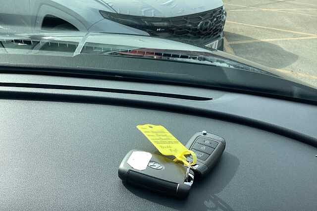 Hyundai TUCSON 1.6 TGDi SE Connect 5dr 2WD Black