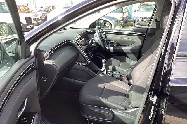 Hyundai TUCSON 1.6 TGDi SE Connect 5dr 2WD Black