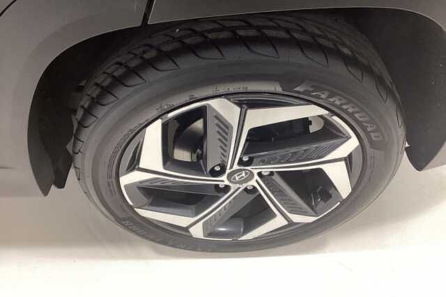 Hyundai TUCSON 1.6 TGDi 48V MHD Ultimate 5dr 2WD DCT Black