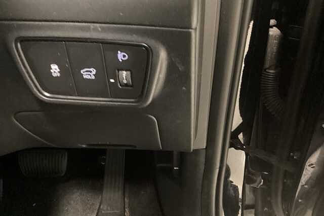 Hyundai TUCSON 1.6 TGDi 48V MHD Ultimate 5dr 2WD DCT Black