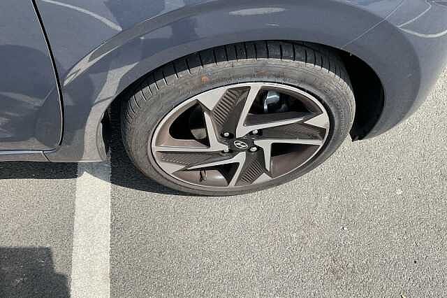 Hyundai i10 1.0 [63] Premium 5dr Auto [Nav]