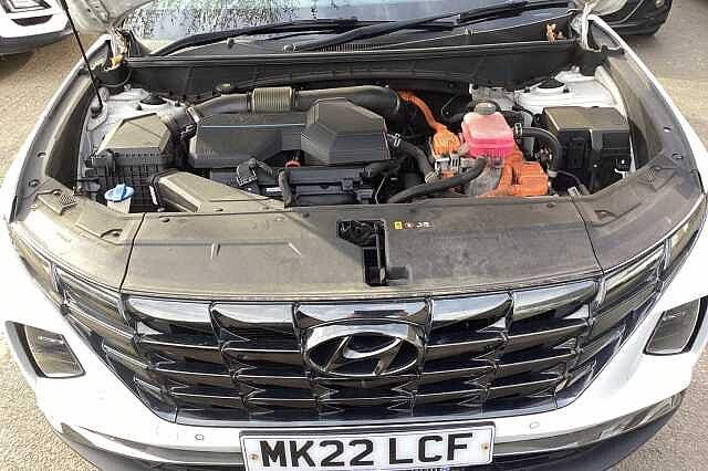 Hyundai TUCSON 1.6 TGDi Hybrid 230 Premium 5dr 2WD Auto White