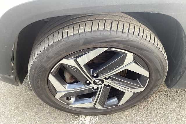 Hyundai TUCSON 1.6 TGDi Hybrid 230 Premium 5dr 2WD Auto White