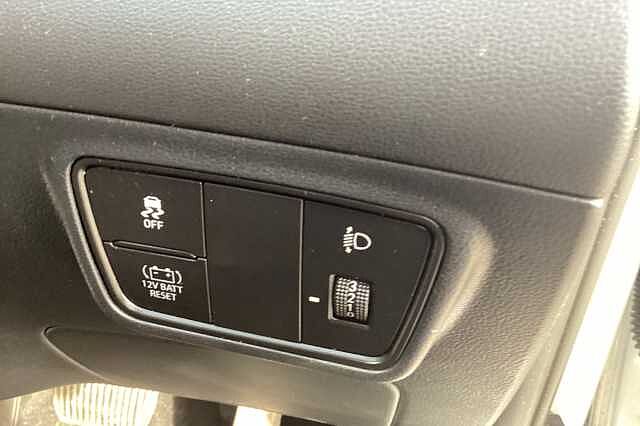 Hyundai TUCSON 1.6 TGDi Hybrid 230 Premium 5dr 2WD Auto White