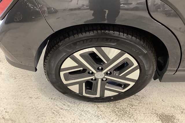 Hyundai KONA 150kW Premium 64kWh 5dr Auto
