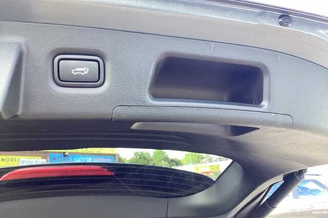 Hyundai SANTA FE 1.6 TGDi Hybrid Ultimate 5dr 4WD Auto