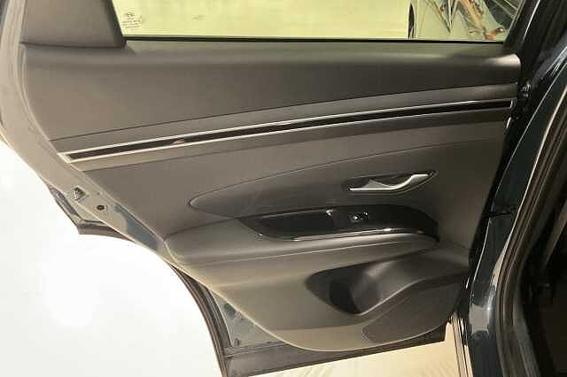 Hyundai TUCSON 1.6 TGDi Hybrid 230 SE Connect 5dr 2WD Auto Blue