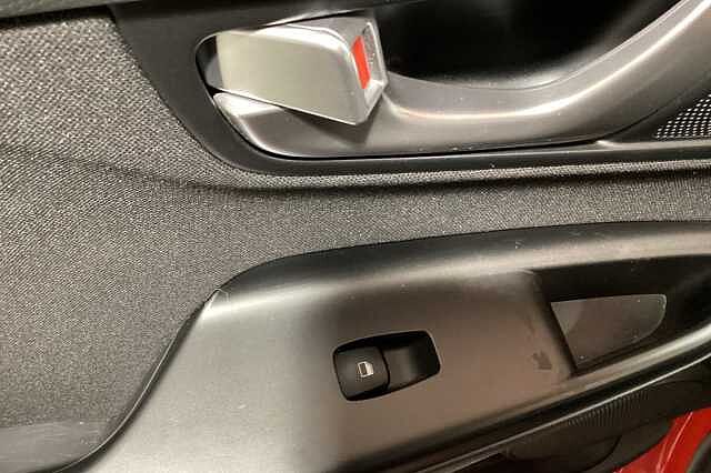 Hyundai KONA 1.6 GDi Hybrid Premium 5dr DCT Red