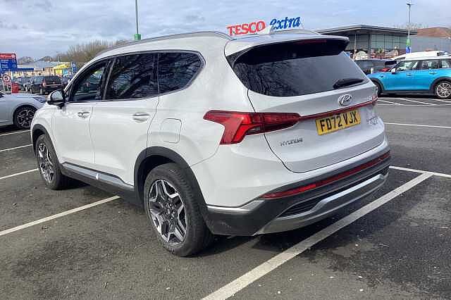 Hyundai SANTA FE 1.6 TGDi Hybrid Ultimate 5dr 4WD Auto White
