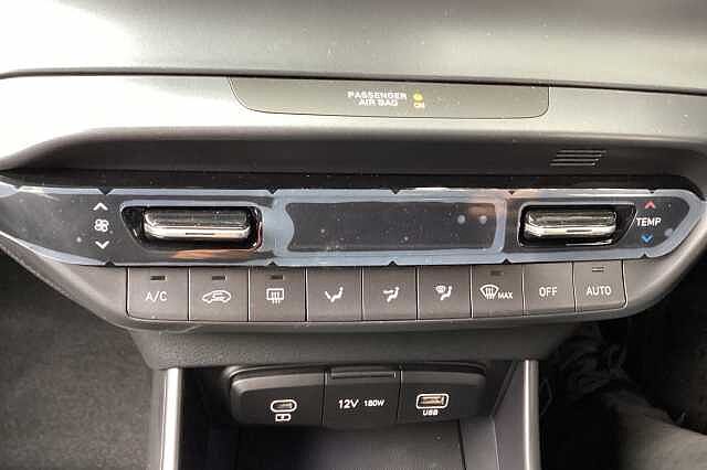 Hyundai i20 1.0T GDi Premium 5dr DCT Hatchback