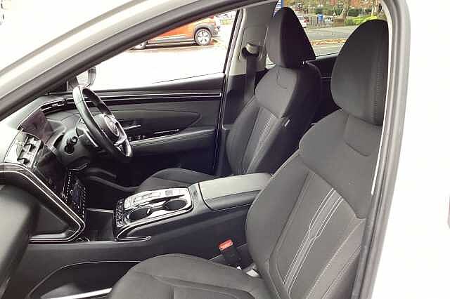 Hyundai TUCSON 1.6 TGDi Hybrid 230 Premium 5dr 2WD Auto White