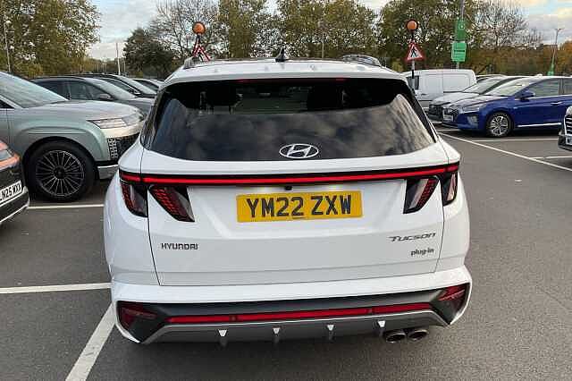 Hyundai TUCSON 1.6 TGDi Plug-in Hybrid N Line S 5dr 4WD Auto White