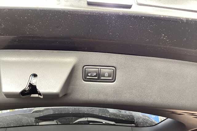 Hyundai SANTA FE 1.6 TGDi Plug-in Hybrid Premium 5dr 4WD Auto