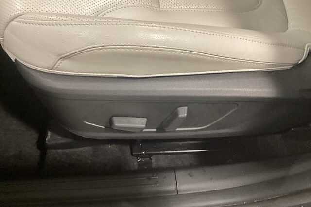 Hyundai TUCSON 1.6 TGDi Hybrid 230 Ultimate 5dr 2WD Auto Grey